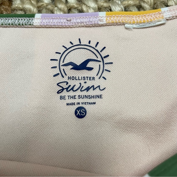 Hollister Swimsuit two-piece bikini - Picture 5 of 7